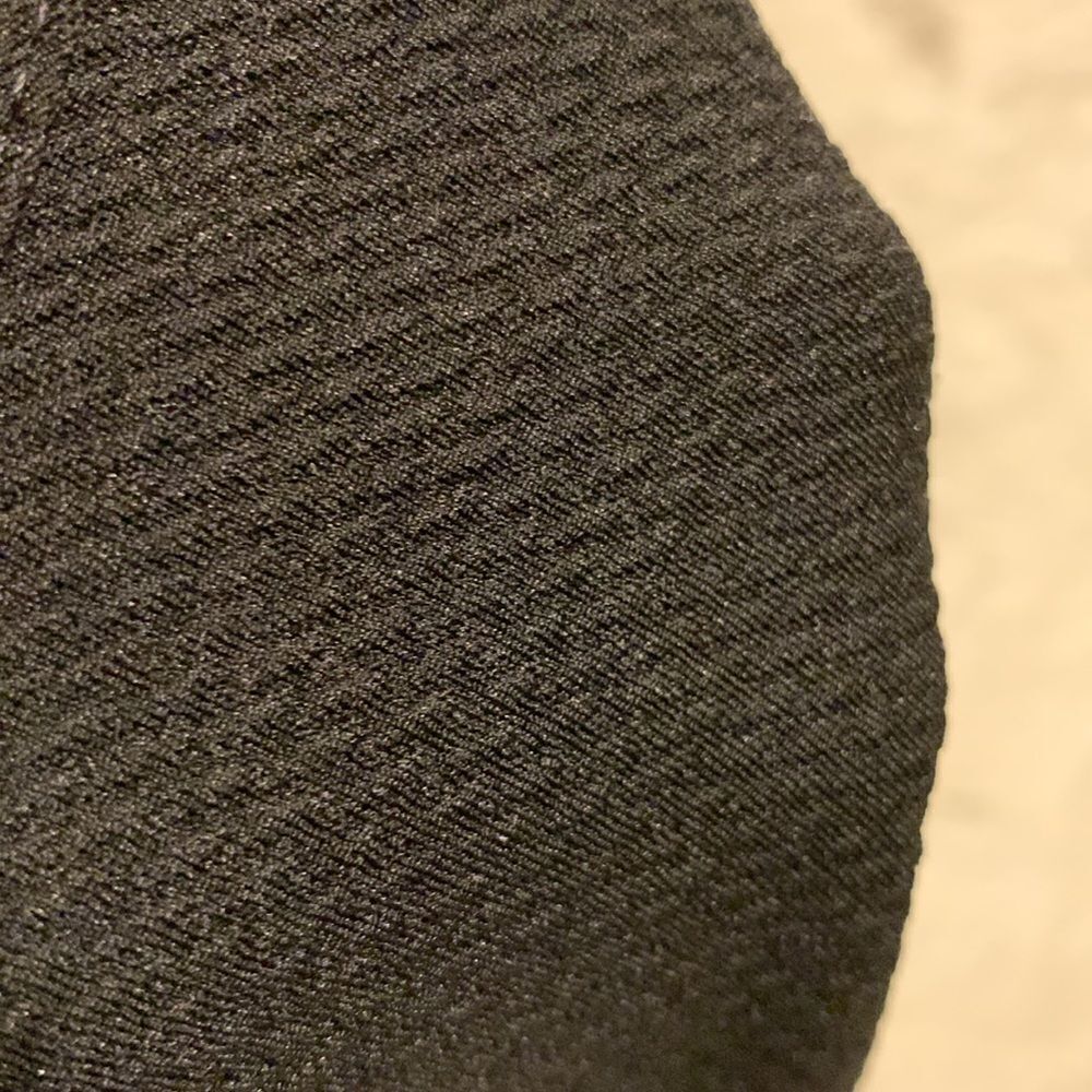 Olivia Rae XS black Formfitting bust with flowy bottom - Picture 8 of 8